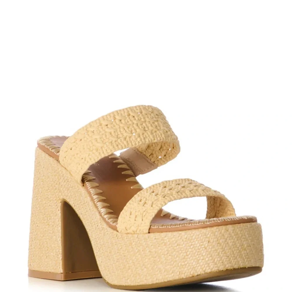 AZALEA WANG Tan Woven Raffia Crochet Platform Sandals